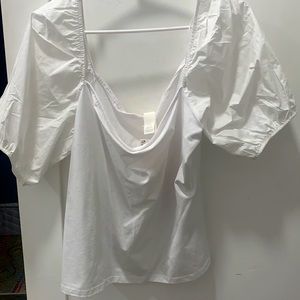 Cute brand new white top from H&M.